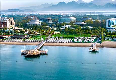 Calista Luxury Resort