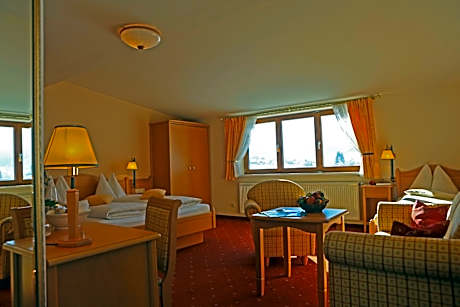 Family Room with Mountain View