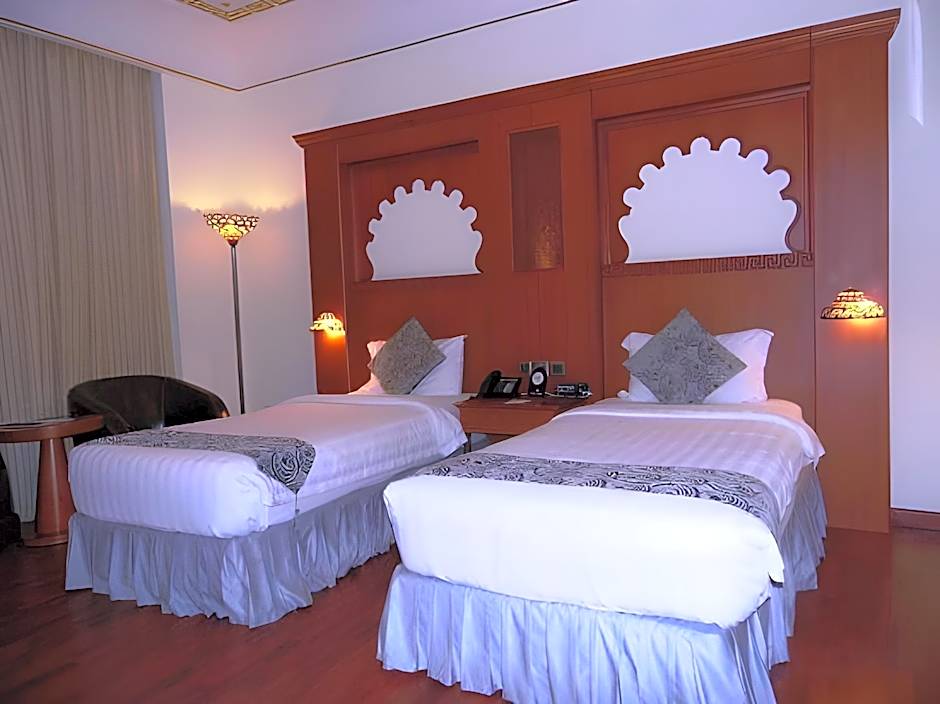 The Platinum Hotel