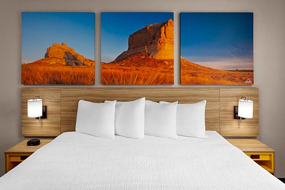 Days Inn by Wyndham Eagle River