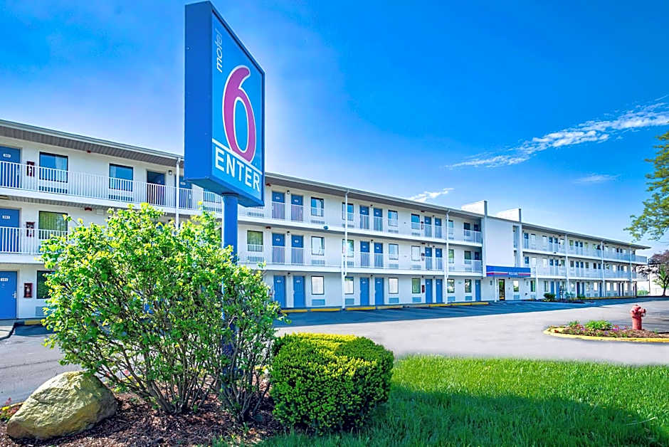 Motel 6-Warren, MI - Detroit East