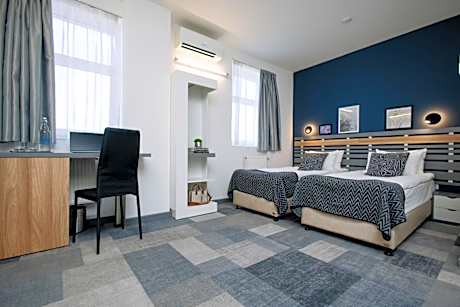 Twin Room with Extra Bed