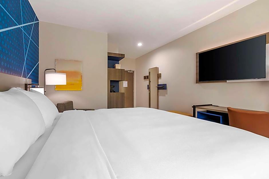 Comfort Inn & Suites Huntsville Near University