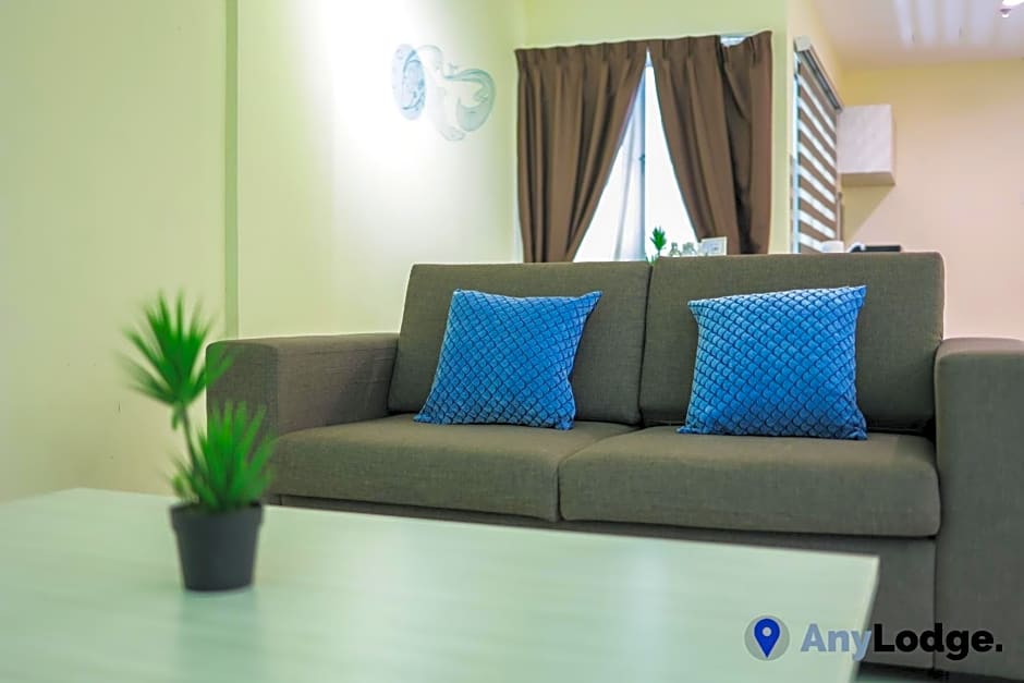 AnyLodge Waterfront Marina Island Pangkor