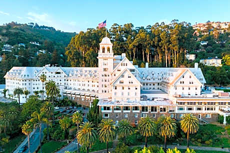 Claremont Resort & Club