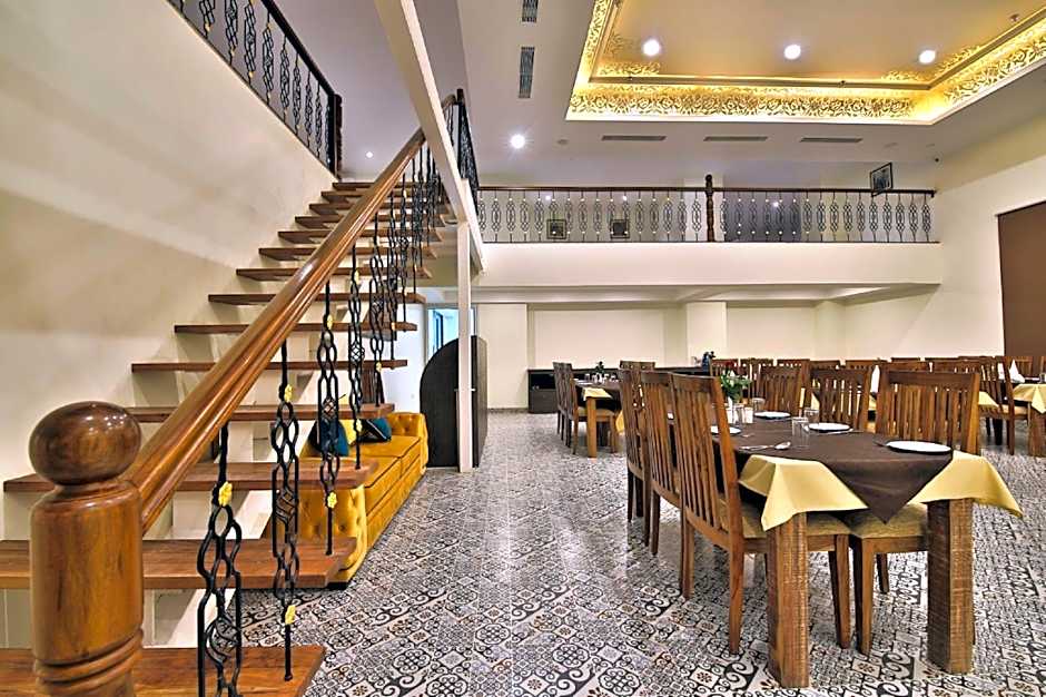 HOTEL RUDRA VILAS