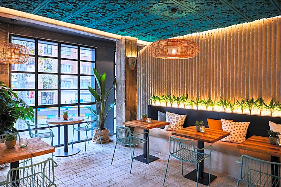 Hotel Indigo Madrid- Princesa By IHG