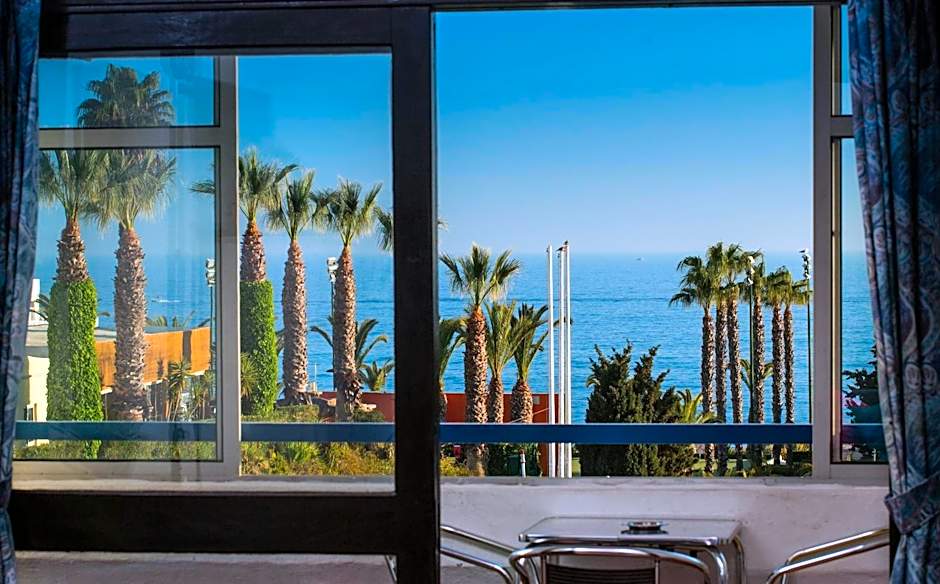 Apartamentos Azul Mar