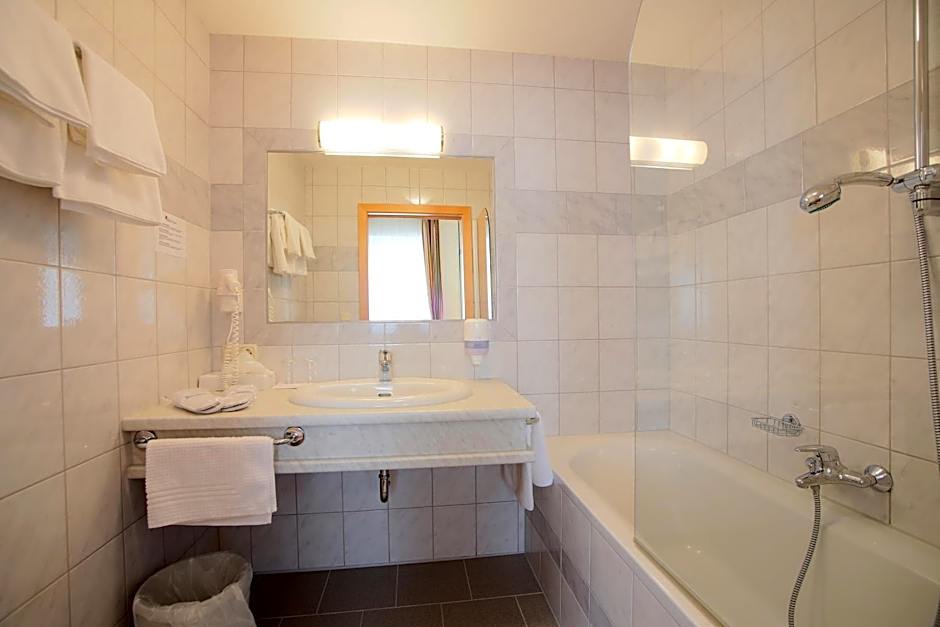 AKTIVHOTEL Weisser Hirsch