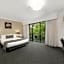 Mt Ommaney Hotel Apartments