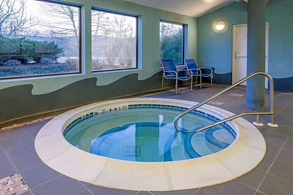 Holiday Inn Express & Suites Cooperstown by IHG