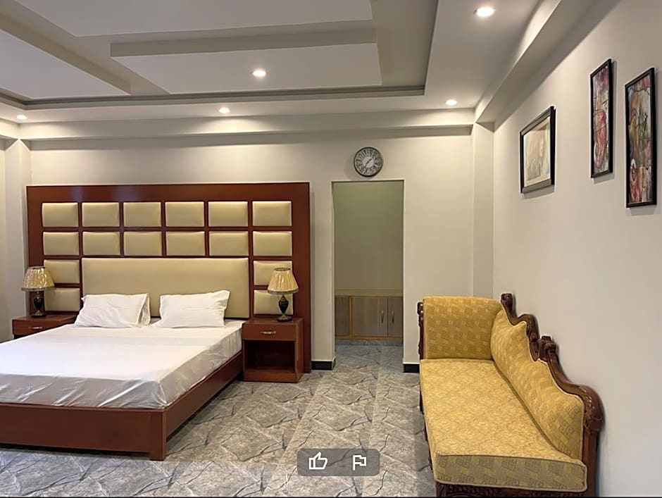 Al Cazar Fort Hotel & Restaurant 