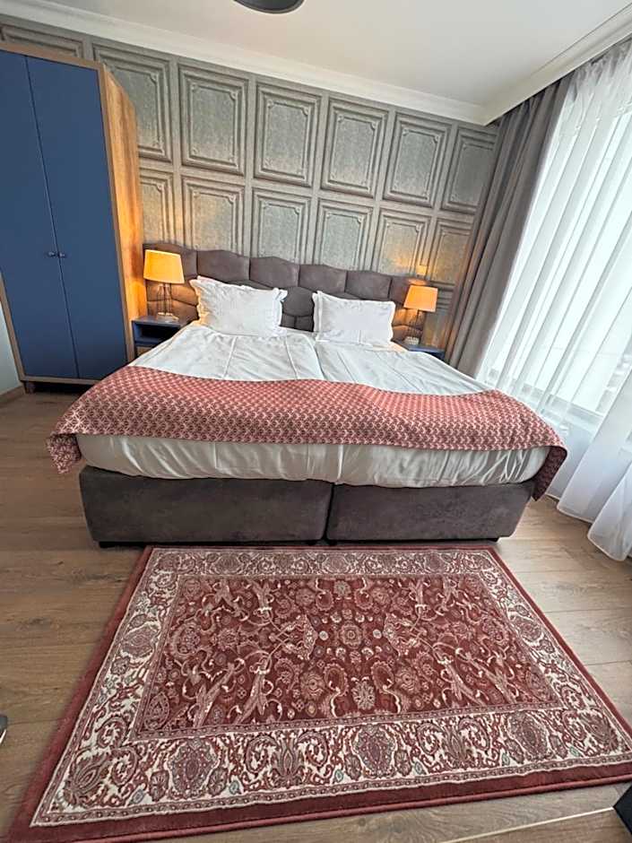 Avenue Aparthotel