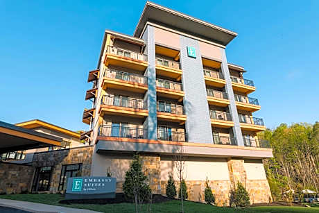 Embassy Suites By Hilton Gatlinburg Resort