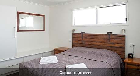 Outback Cabin Two-Bedroom House