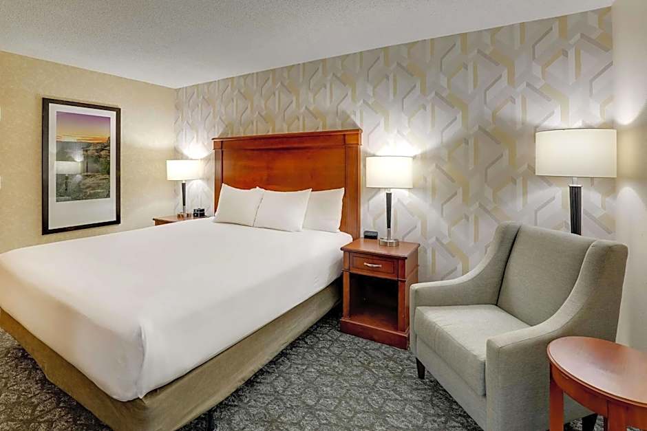 Drury Inn & Suites Marion