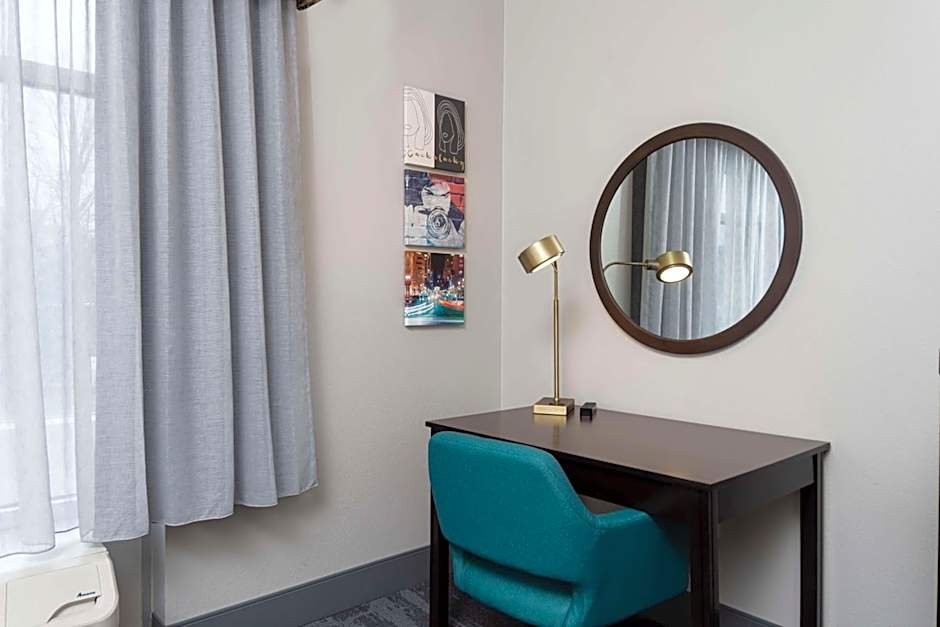 Hampton Inn By Hilton & Suites - Raleigh Downtown