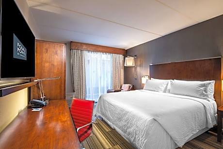 Traditional King Room