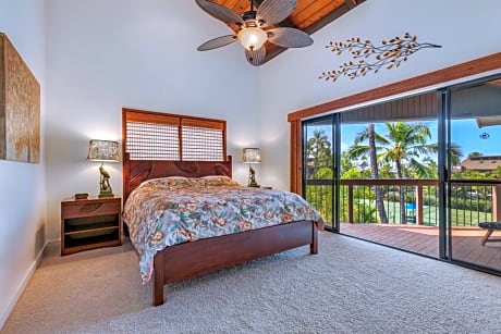 Two-Bedroom Ocean View Apartment with Loft