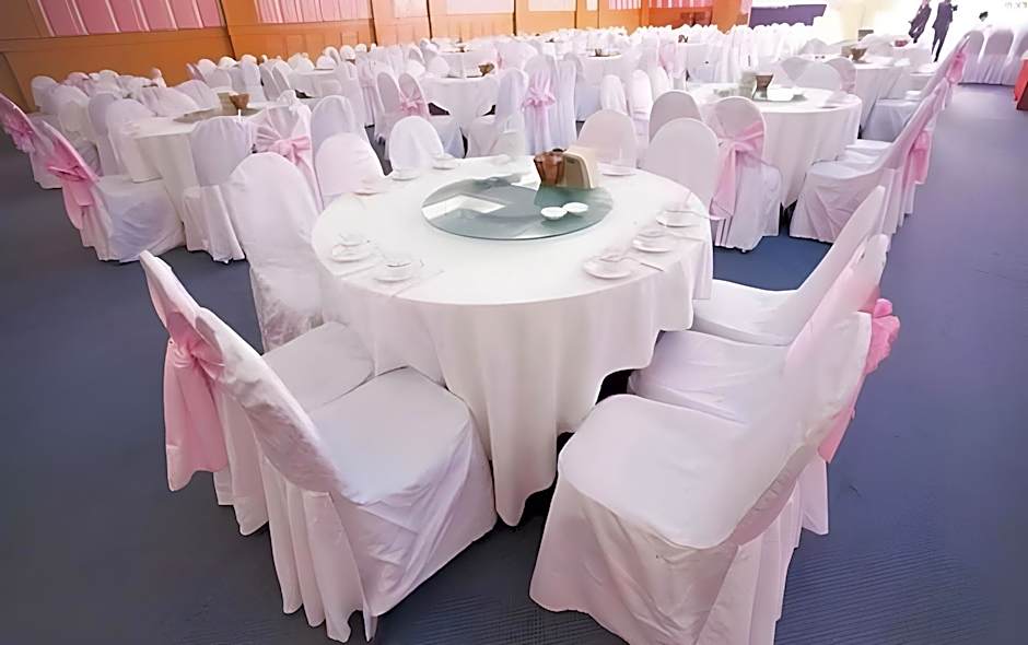 River Hotel The Budget