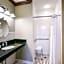 Water Street Hotel & Marina, Ascend Hotel Collection