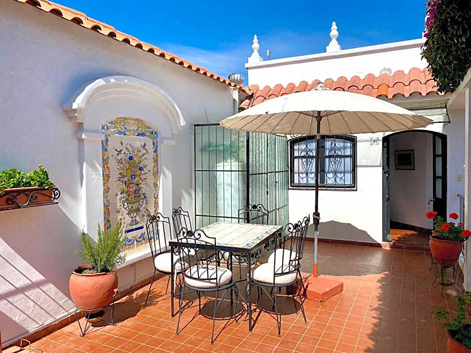 El Hotel de Su Merced