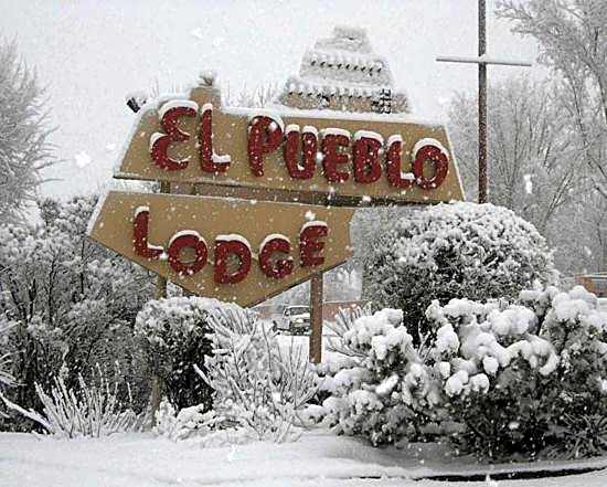 El Pueblo Lodge