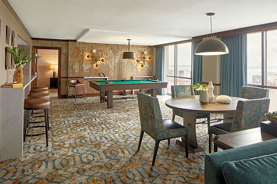 Renaissance by Marriott Mobile Riverview Plaza Hotel