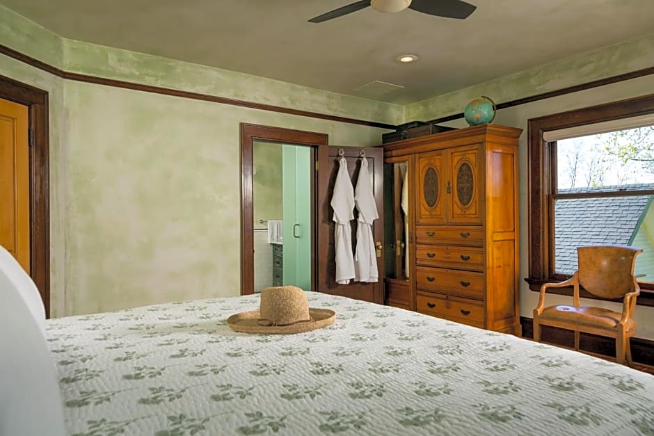 The Inn at Abeja