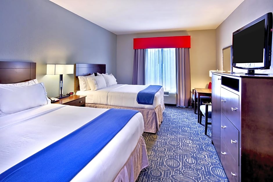 Holiday Inn Express & Suites Oak Ridge By IHG