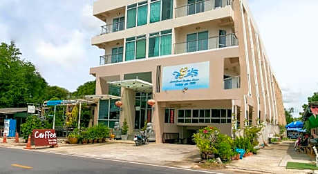 GoldenBeach Boutique Resort