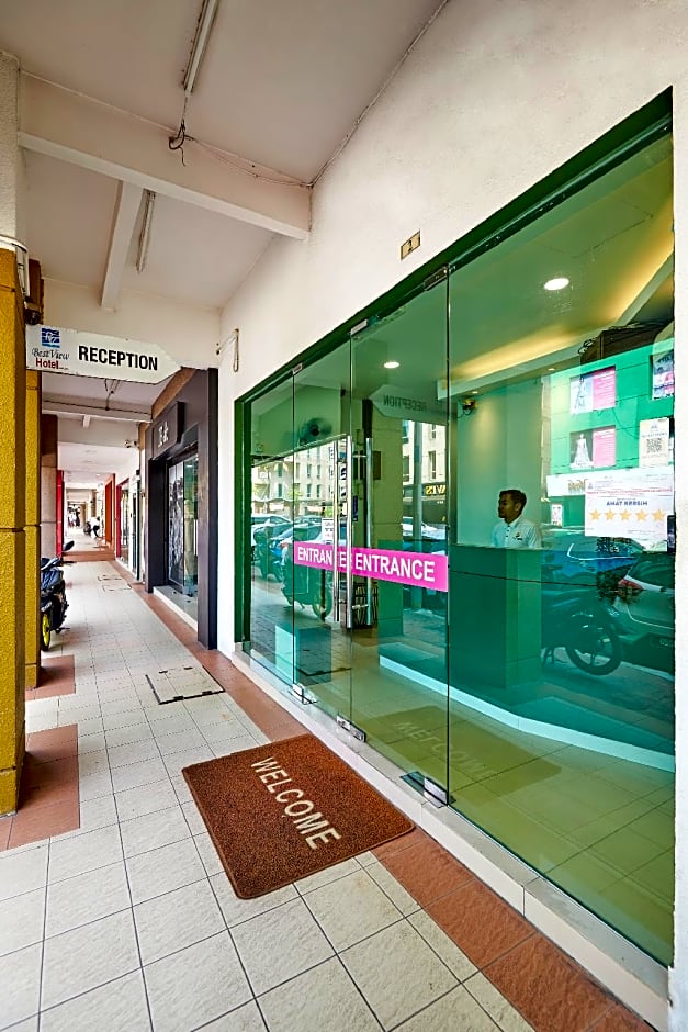 Swing & Pillows @ PJ KD