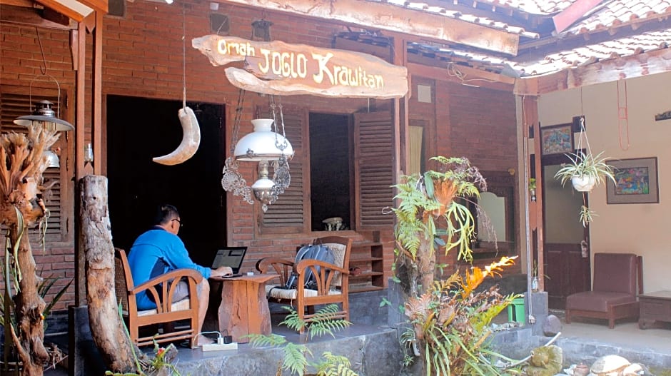 Ndalem Joglo Krawitan Syariah