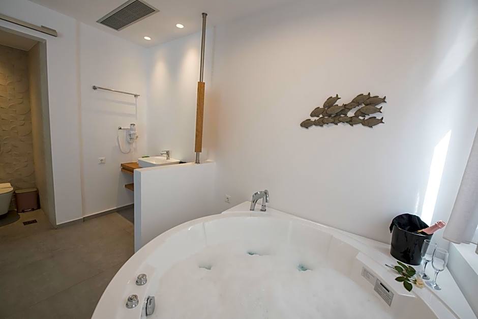 Natura Luxury Boutique Hotel Skopelos