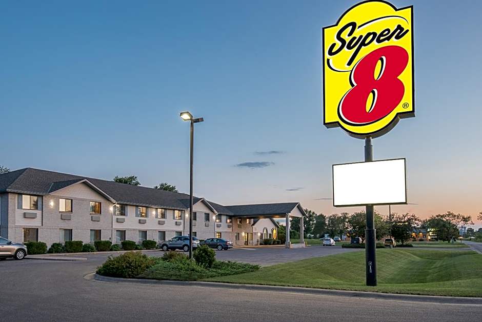 Wrangler Hotel Morris