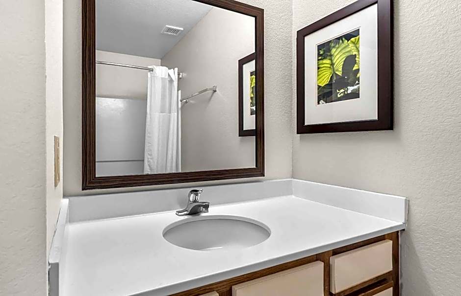 Extended Stay America Suites - Dallas - Plano Parkway