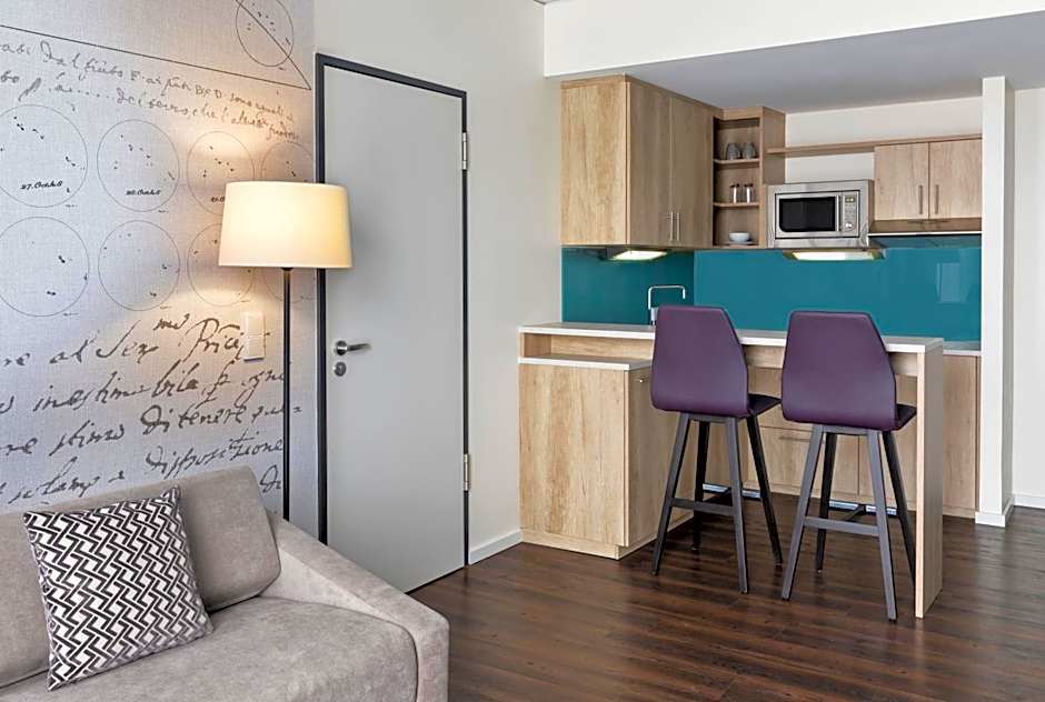 Stellaris Apartment Hotel