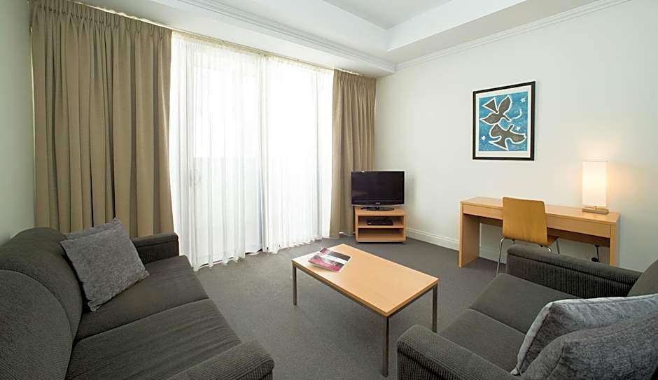 Franklin Apartments