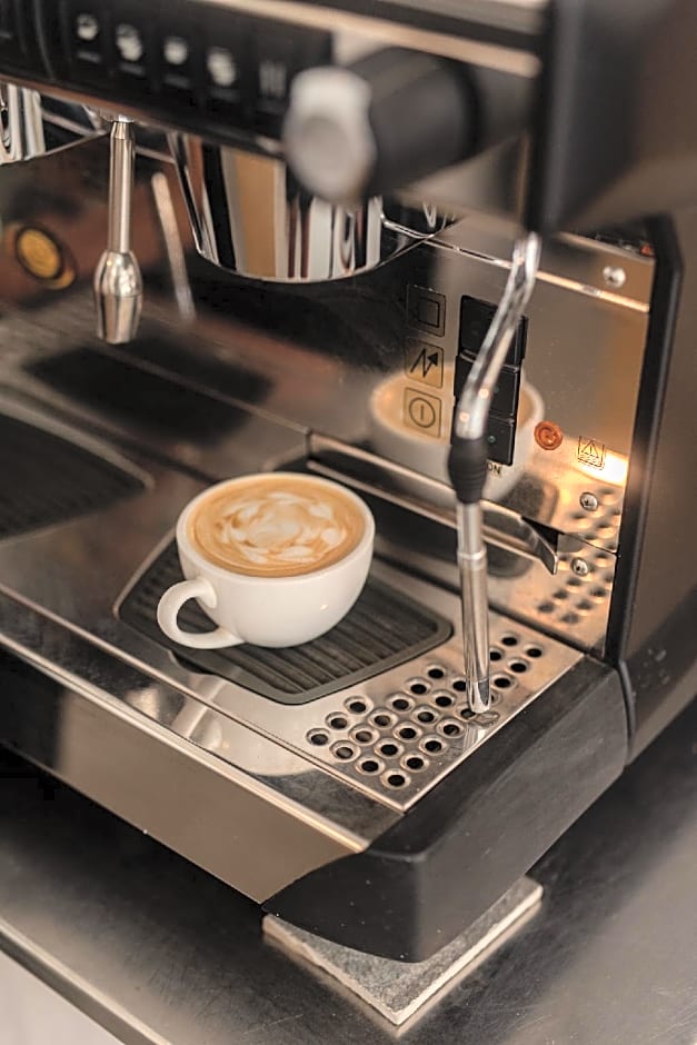 C Hotel Managed by H Hospitality Group 