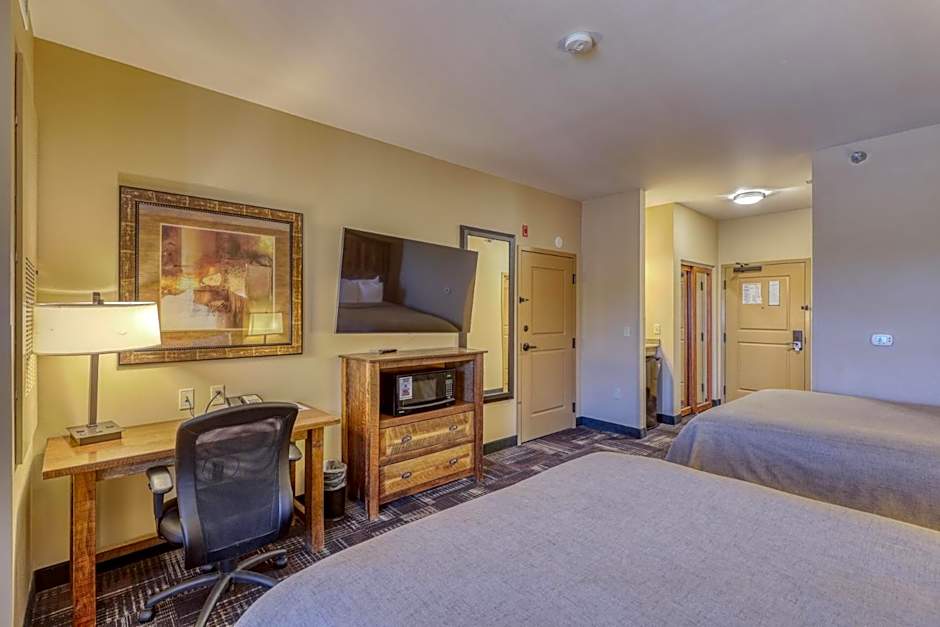 The Lodge at Deadwood