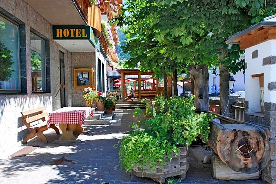 Hotel Alpenrose