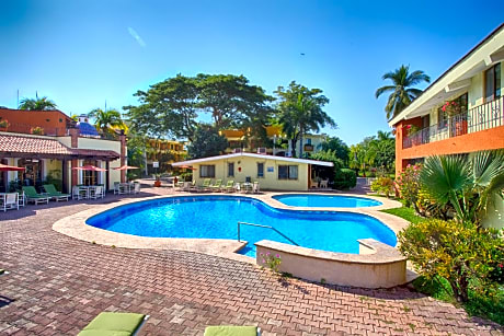 Hotel Garza Canela