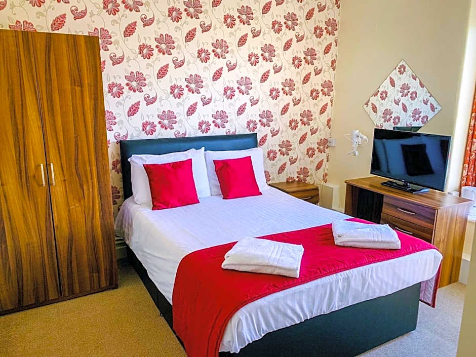 Four Oaks Hotel