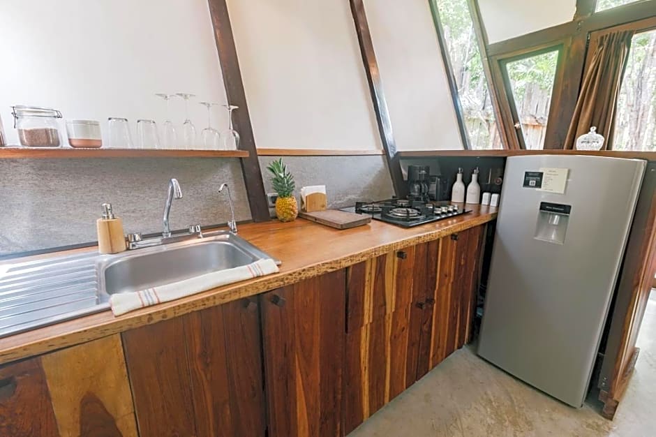 Nahouse Jungle Lodges