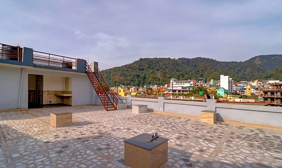 Itsy Hotels NV, Tapovan