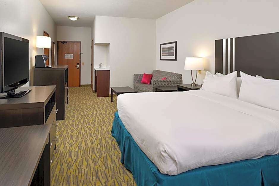 Holiday Inn Express Hotel & Suites Omaha West By IHG