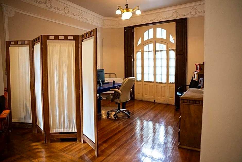 HABITACIONES EN EXCELENTE UBICACIÓN PARA 8 PERSONAS