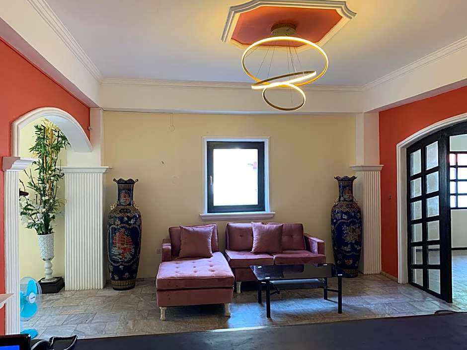 RedDoorz Carlton-Martin Hotel Masbate City