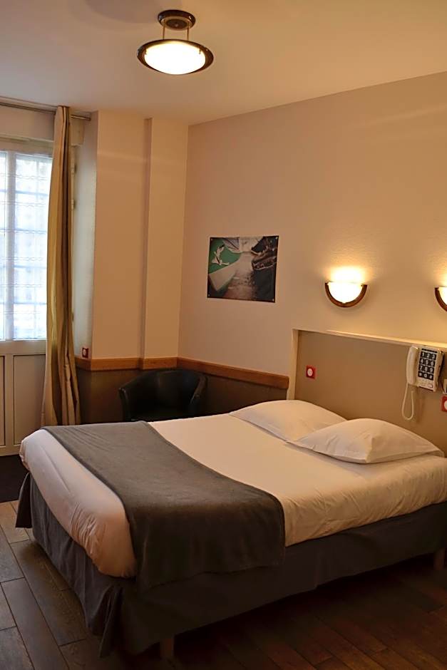 Hôtel La Porte Saint Pierre