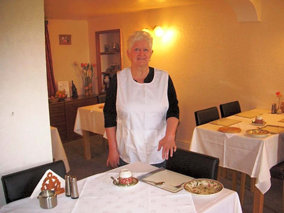 Ty Newydd Guest House